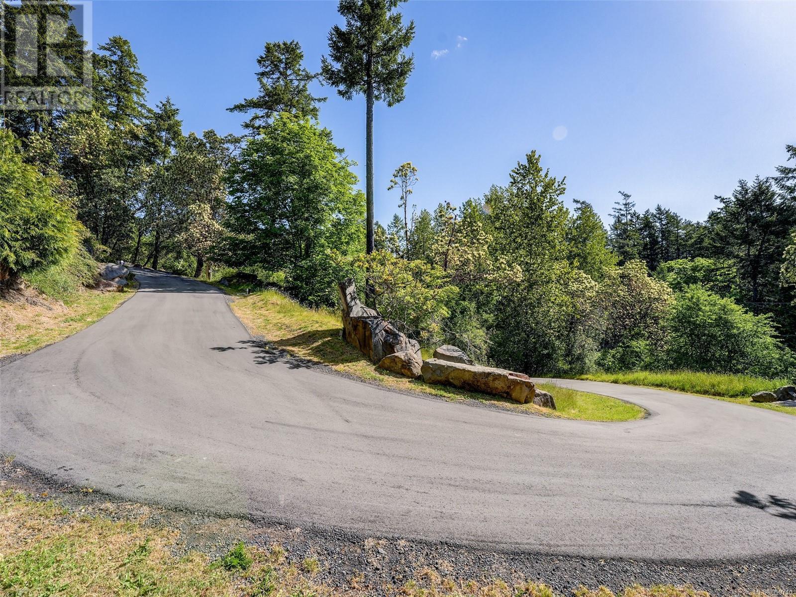 1345 Readings Dr, North Saanich