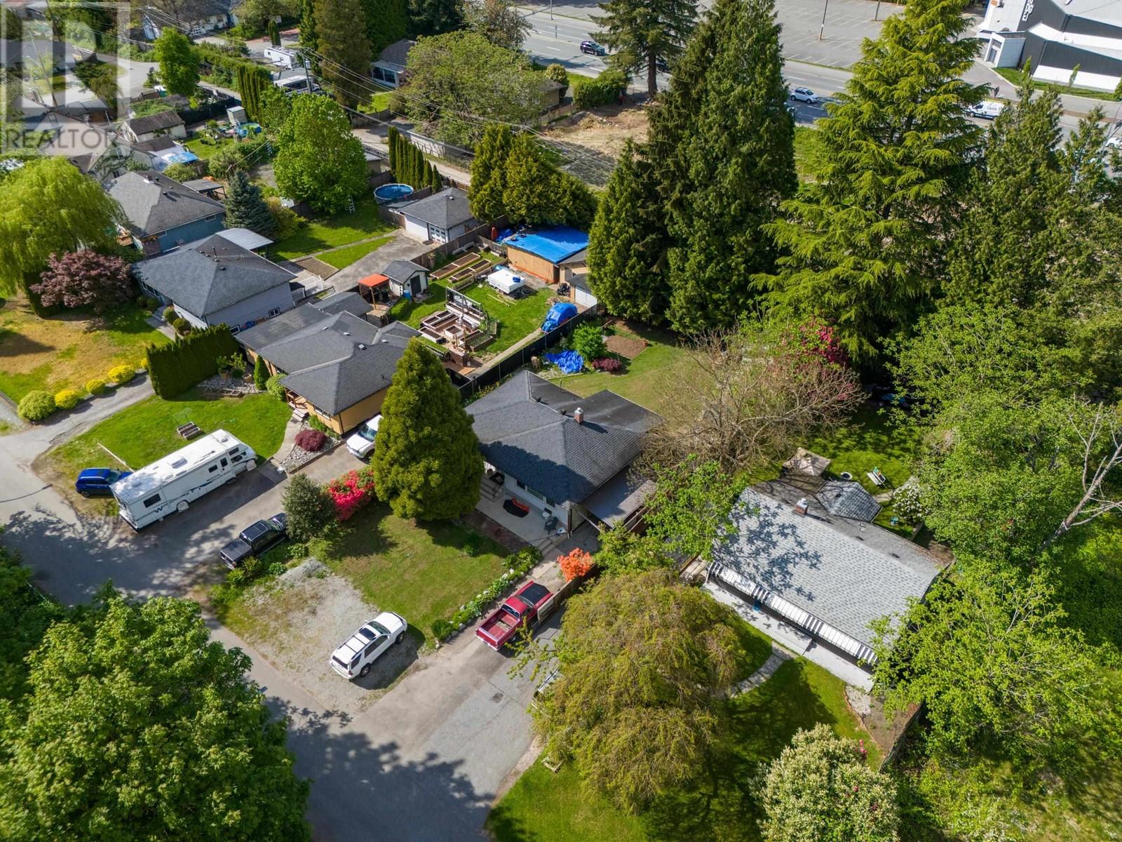 Photo 6 of 22155 Cliff Avenue, Maple Ridge BC