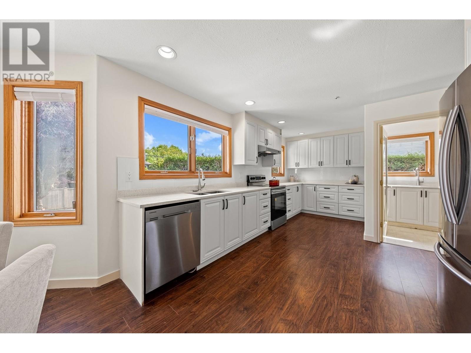 1255 DEVONSHIRE CRESCENT, Vancouver real estate listing R2999218