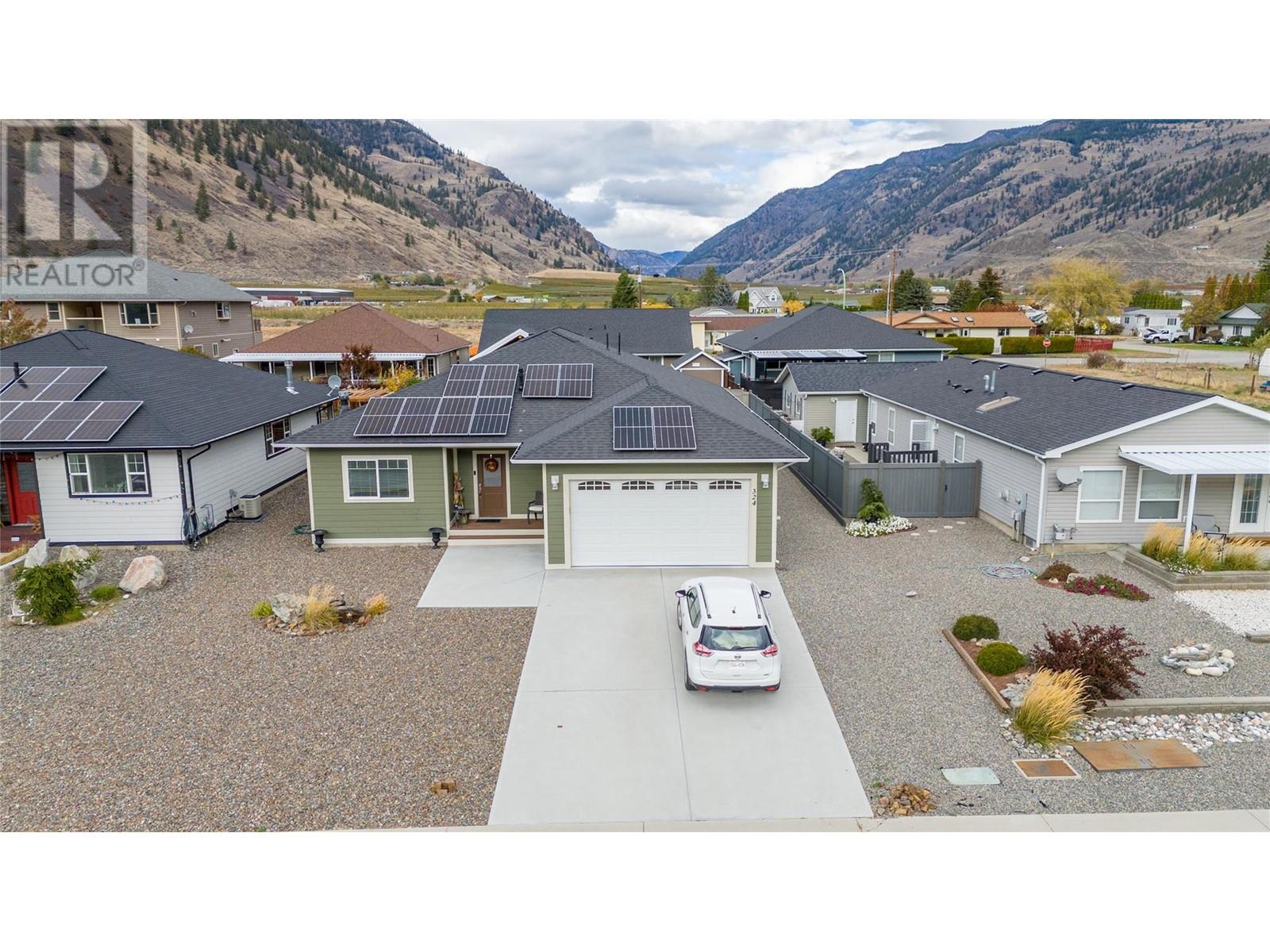 Photo 30 of 324 K View Crescent, Keremeos BC