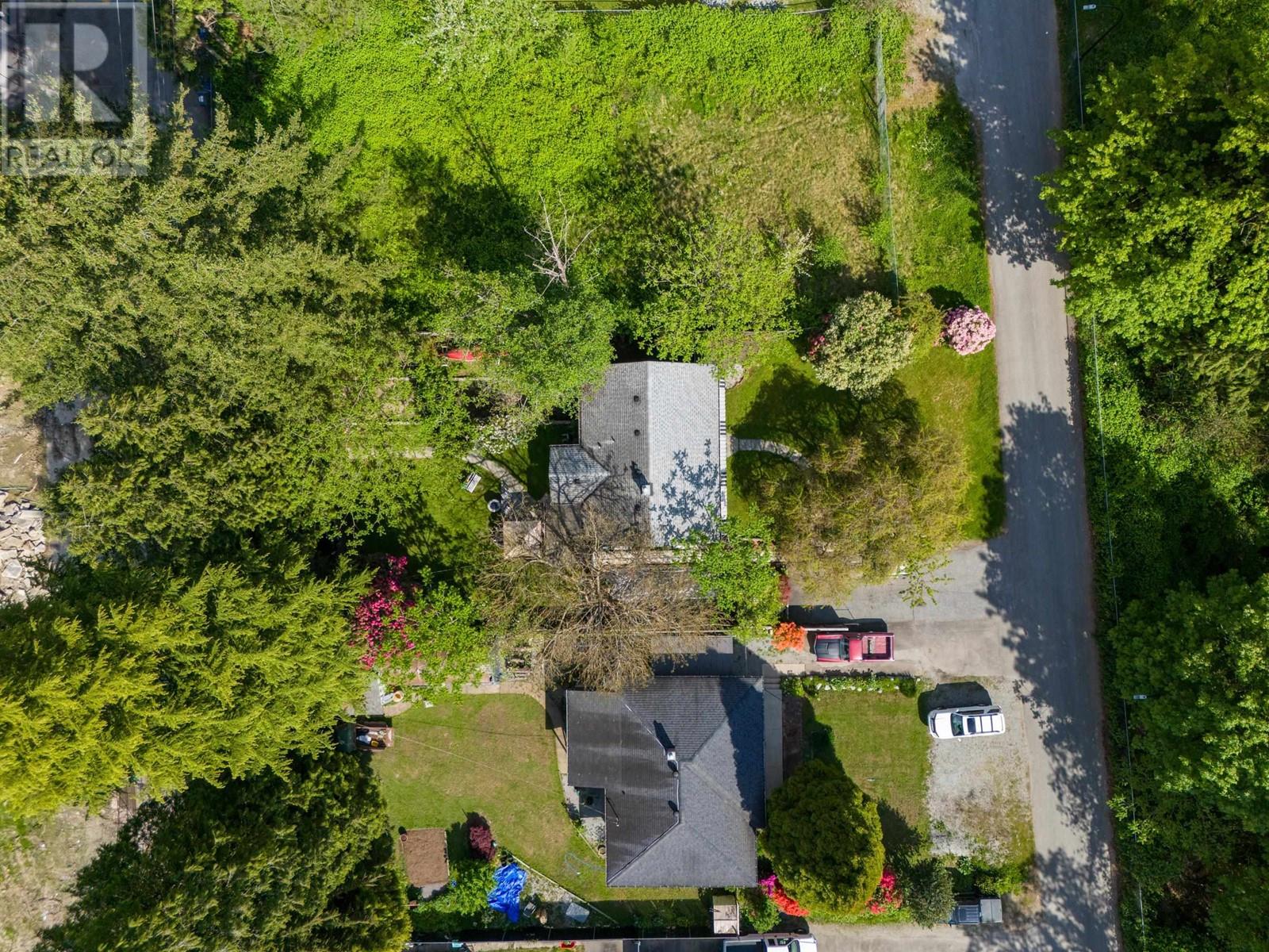 Photo 5 of 22165 Cliff Avenue, Maple Ridge BC