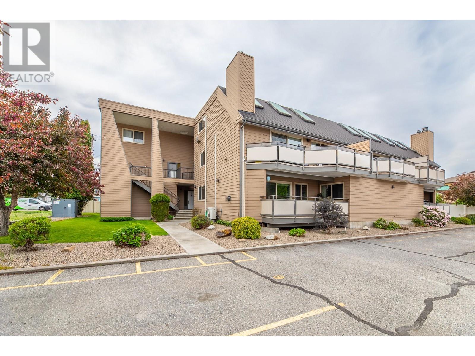 201 335 Churchill Avenue, Penticton