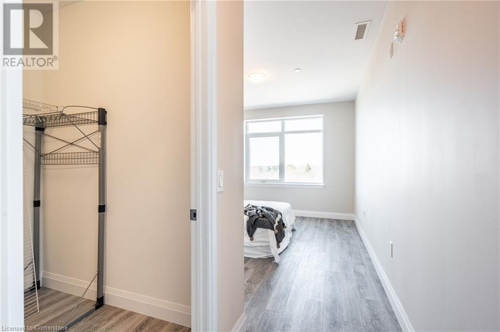 Photo 20 of 1 Redfern Avenue Unit 441, Hamilton ON