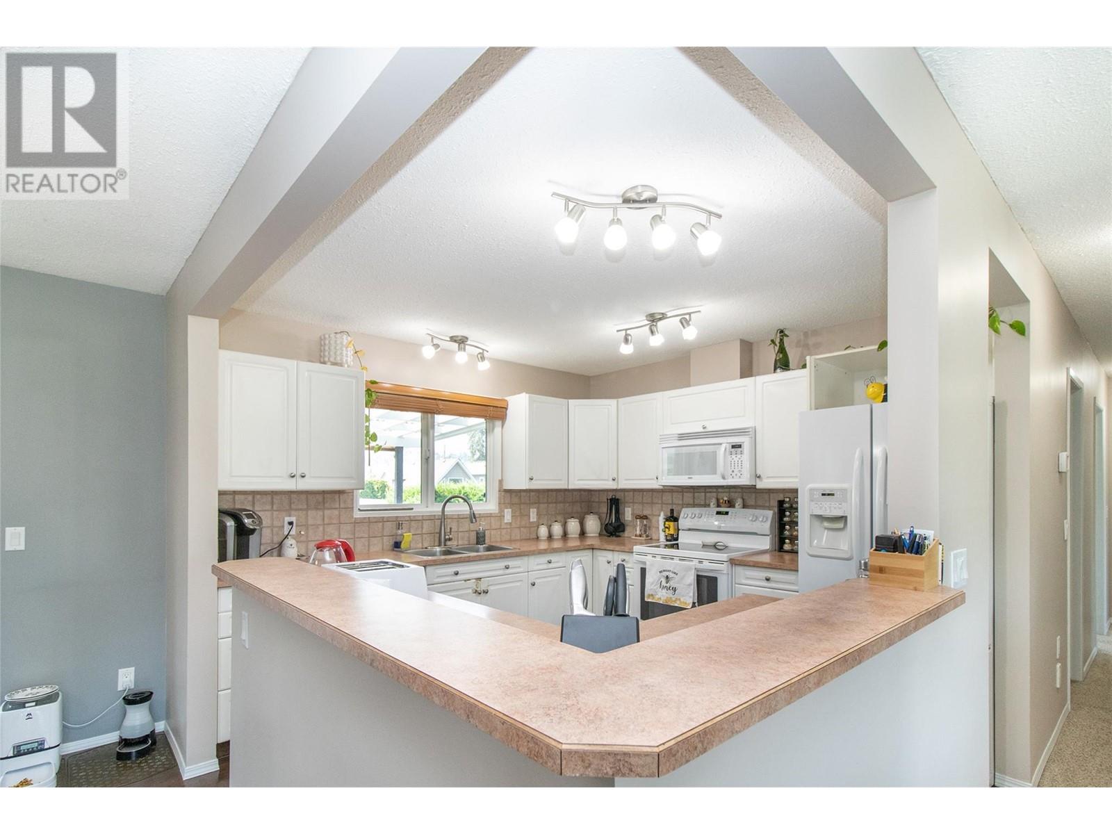  1310 Mary Court, Kelowna
