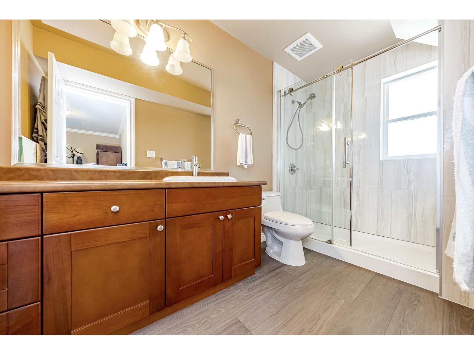 22470 64 AVENUE, Langley