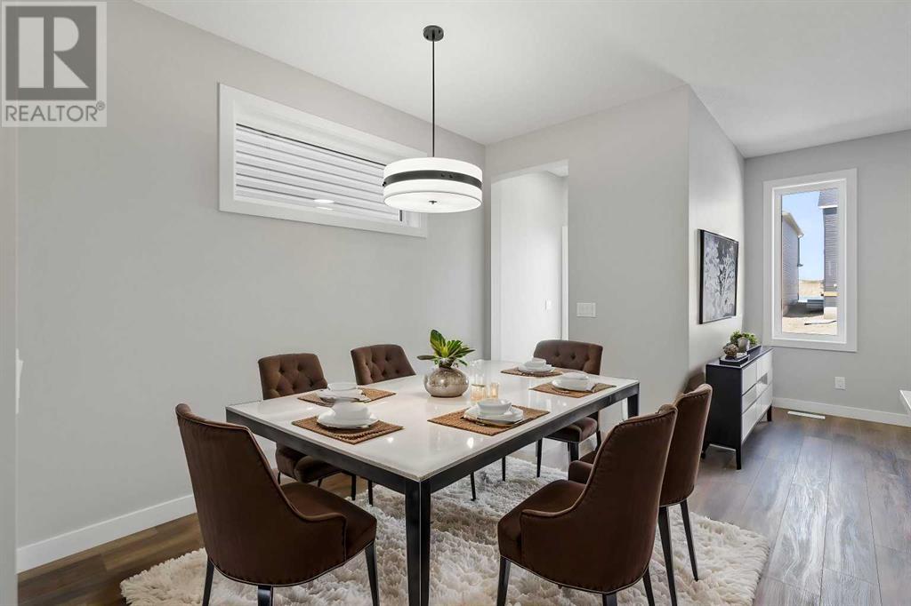 Single Family House for Sale in  Amblefield Heights NW Moraine Calgary 