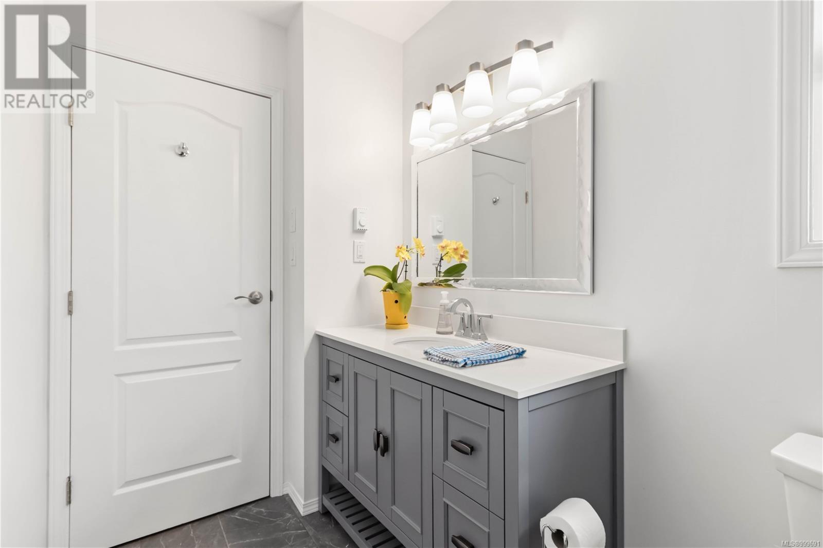  1021 Scottswood Lane, Saanich