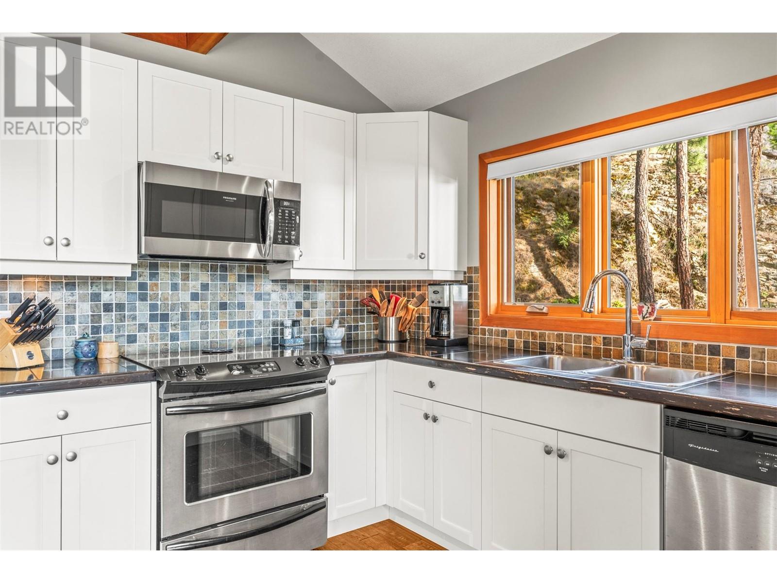 #58 9845 Eastside Road, Vernon