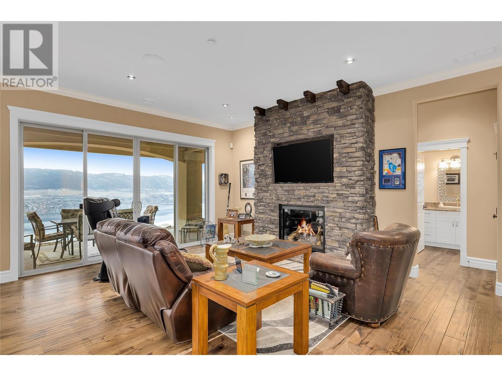  108 Vineyard Way, Vernon