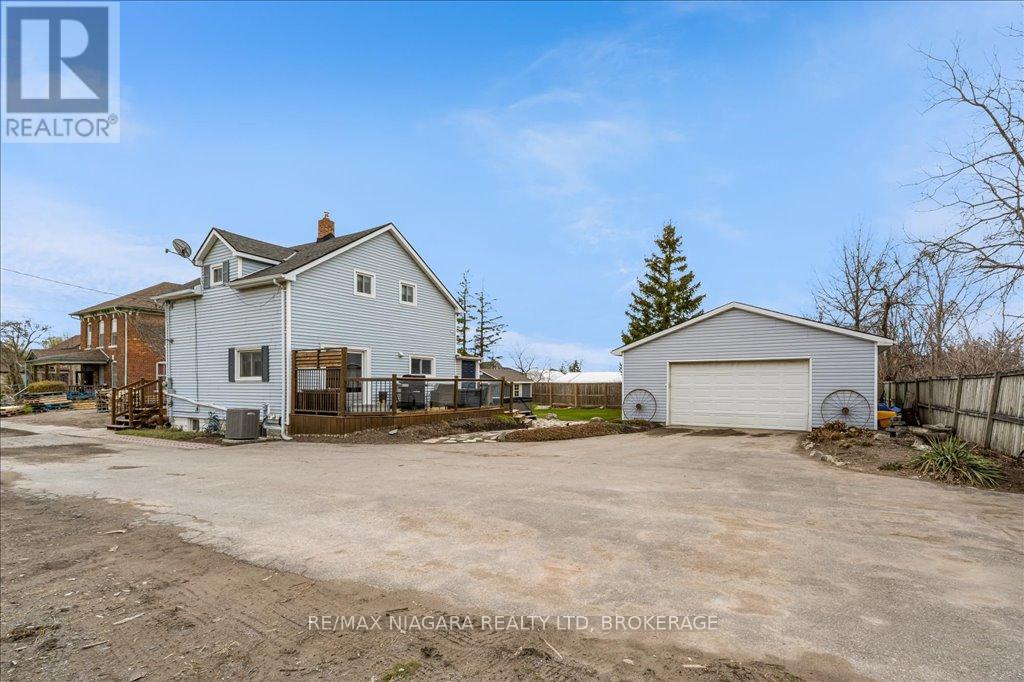 Photo 25 of 53 Turner Crescent, St Catharines ON