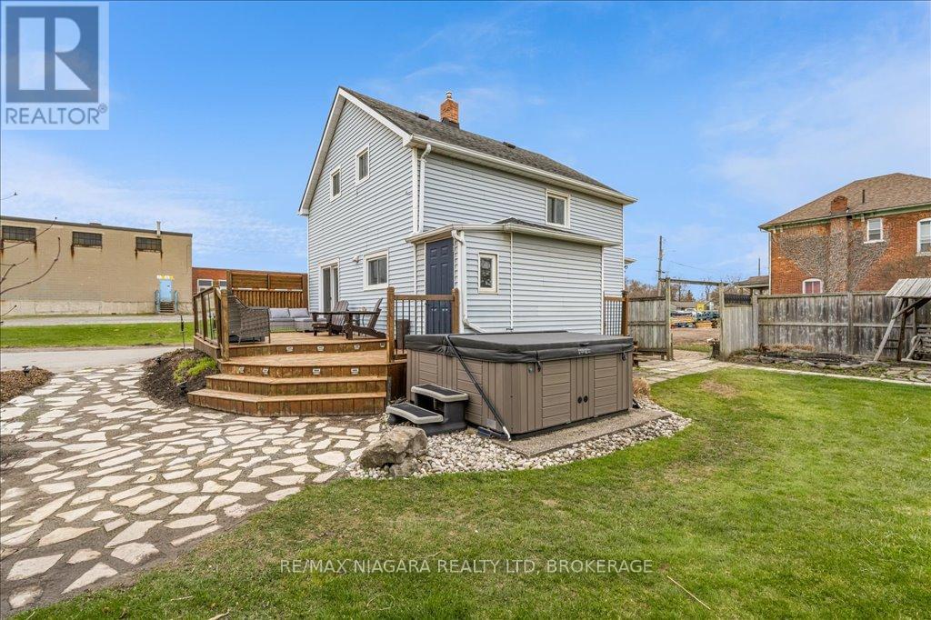 Photo 27 of 53 Turner Crescent, St Catharines ON