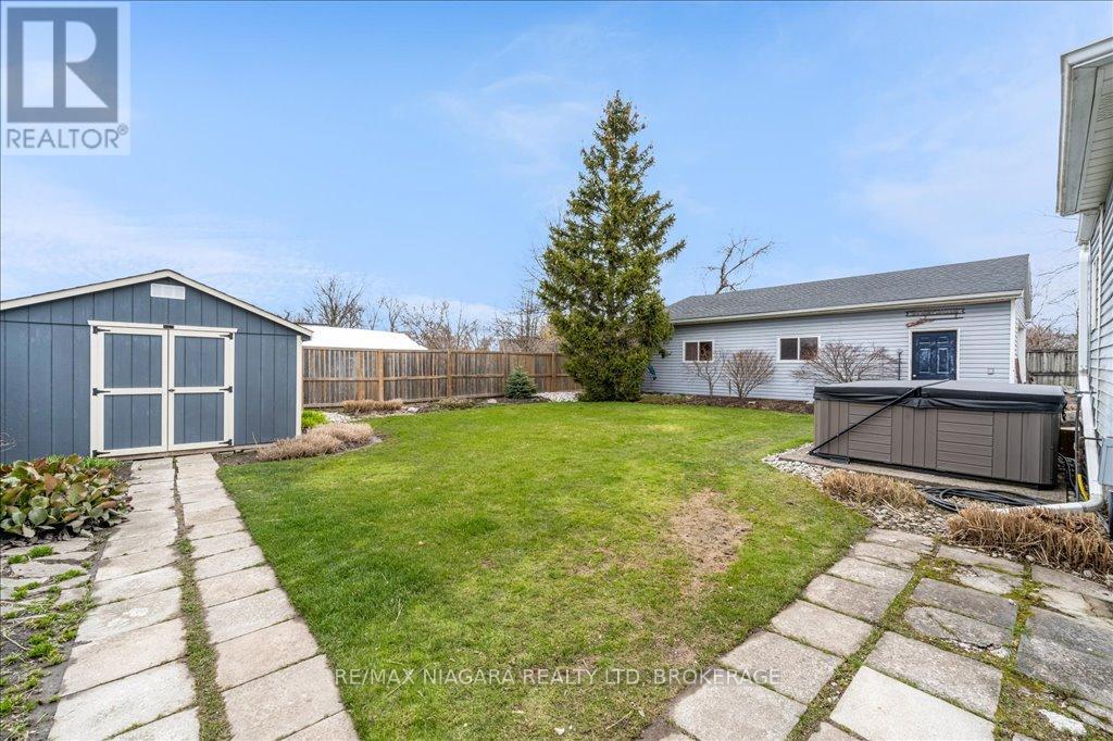 Photo 22 of 53 Turner Crescent, St Catharines ON