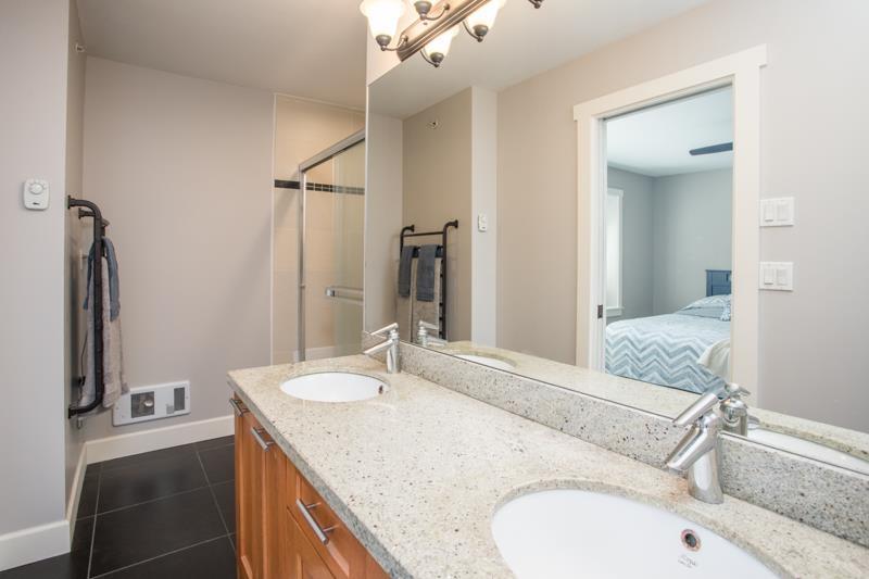 1598 PARKER PLACE, White Rock