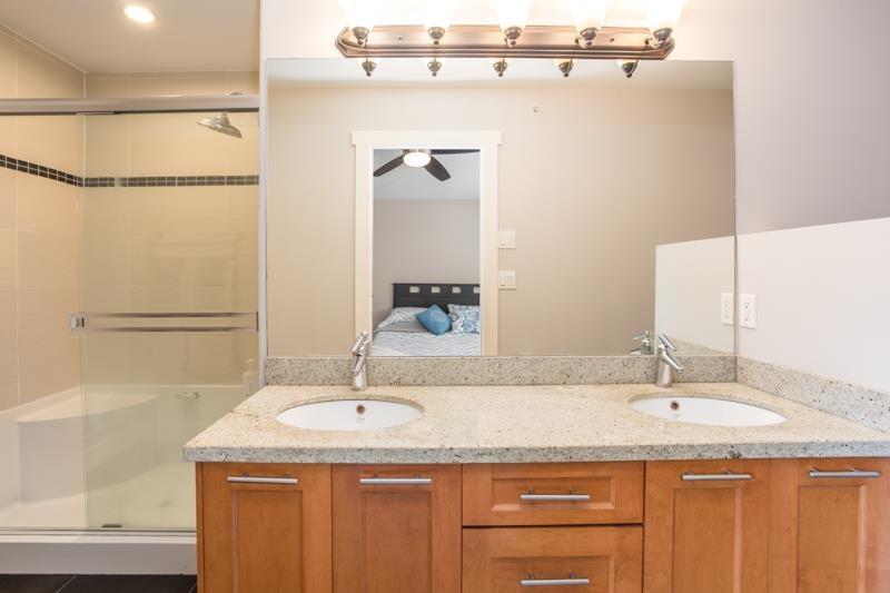 1598 PARKER PLACE, White Rock