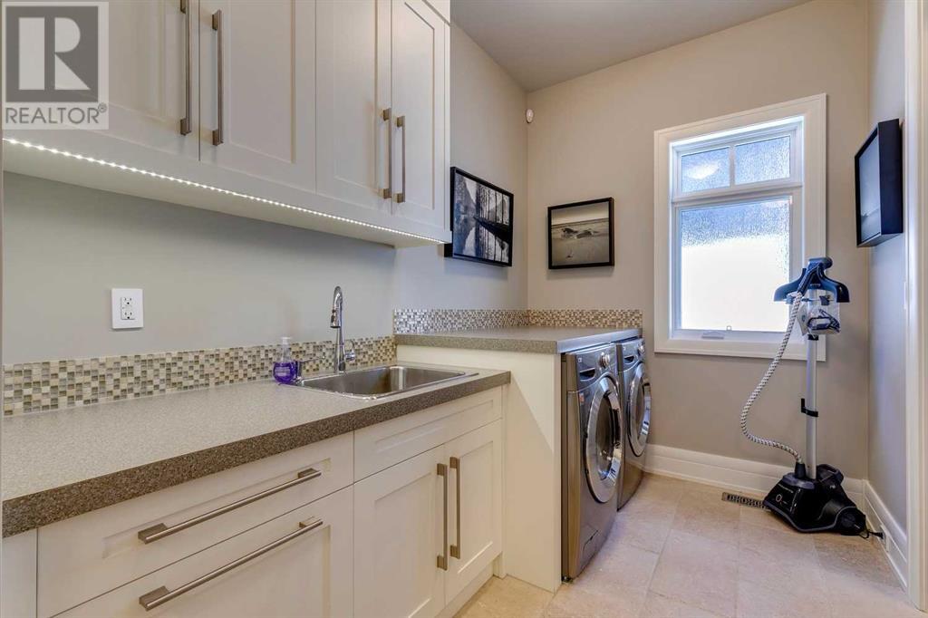 Single Family House Bungalow for Sale in  Shawnee Drive SW Shawnee Slopes Calgary 