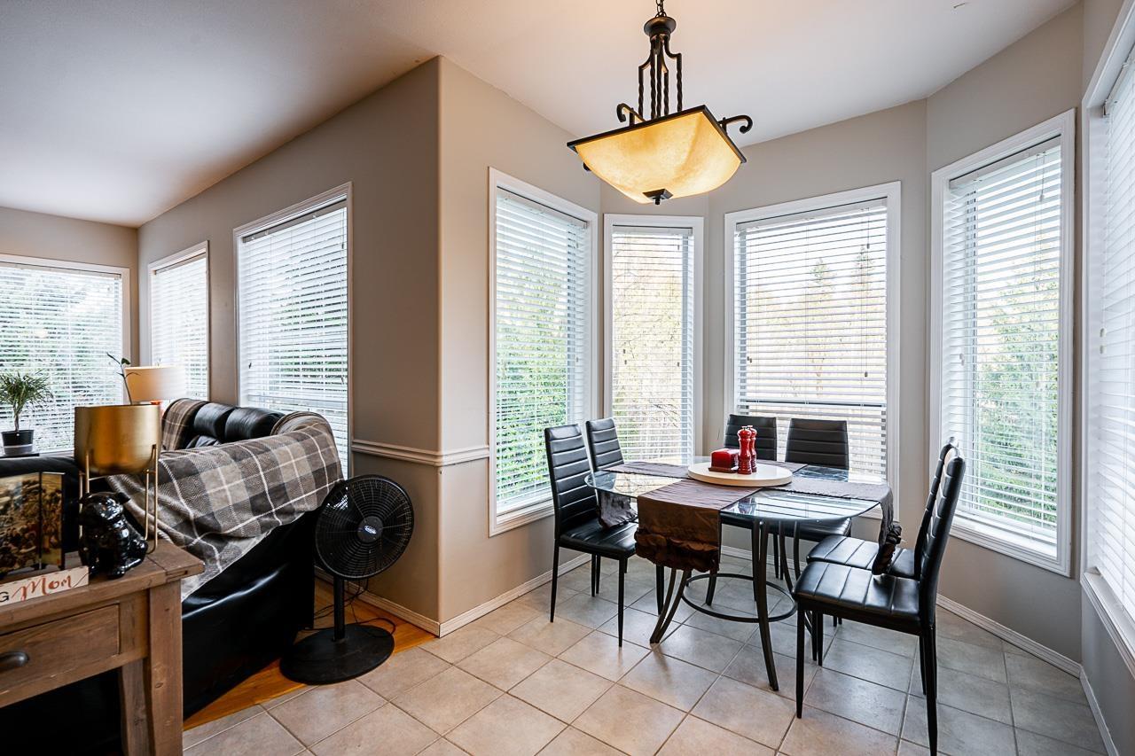 Photo 12 of 4570 Maysfield Crescent, Langley BC