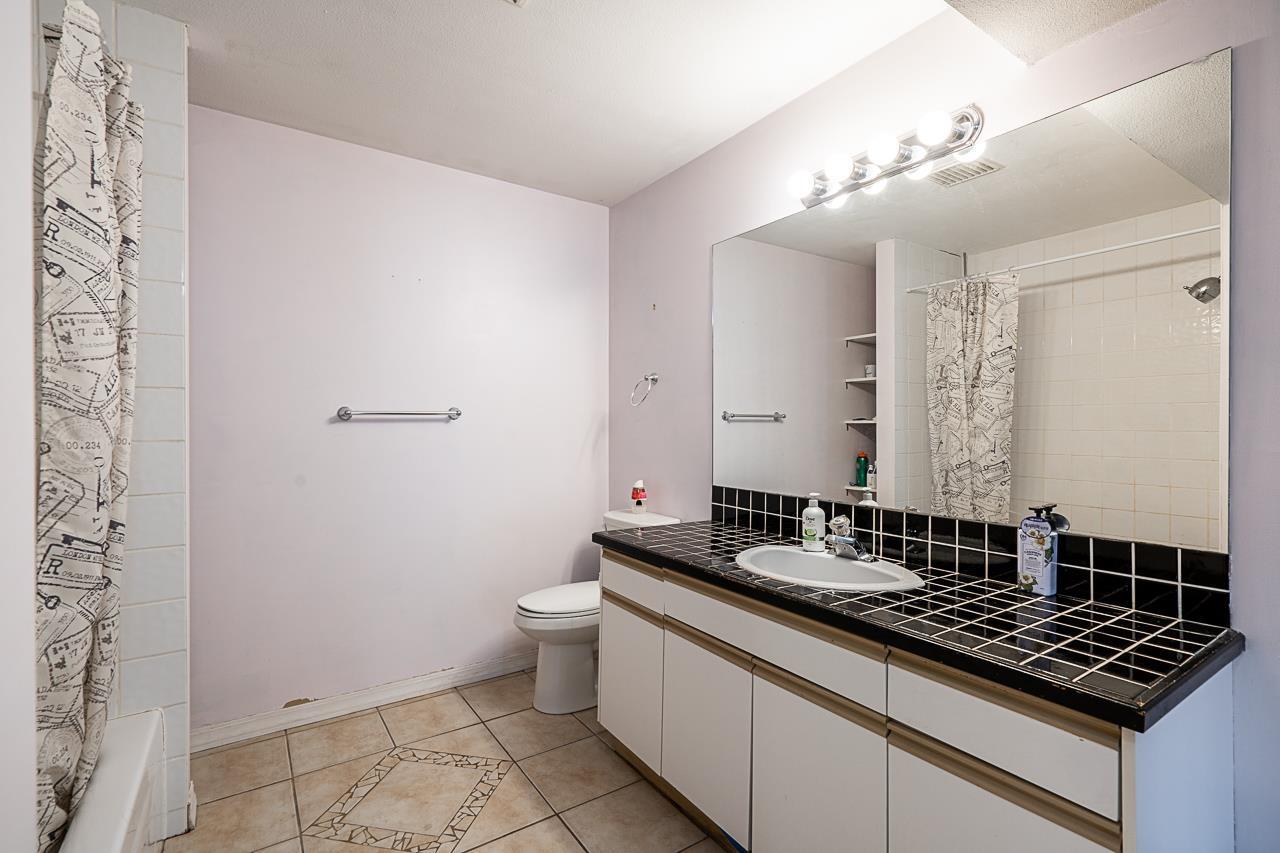 Photo 32 of 4570 Maysfield Crescent, Langley BC