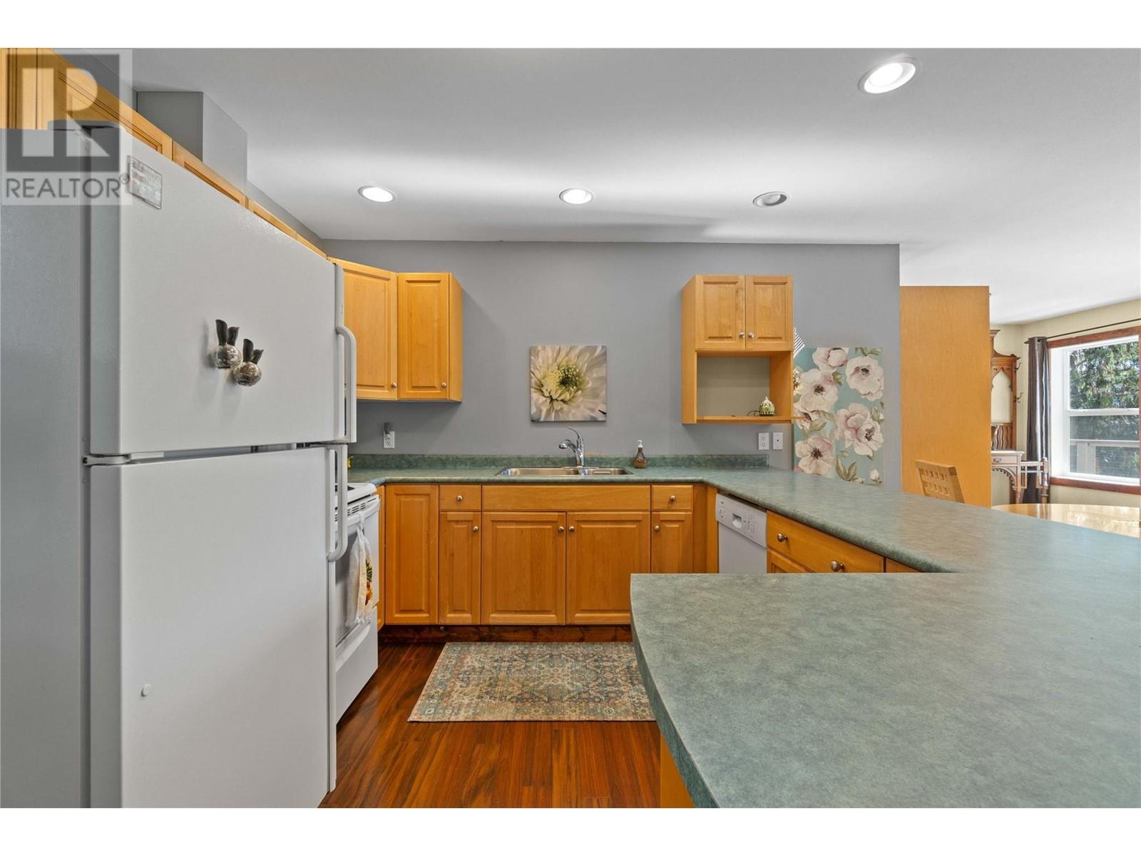  701 Park Road, Enderby