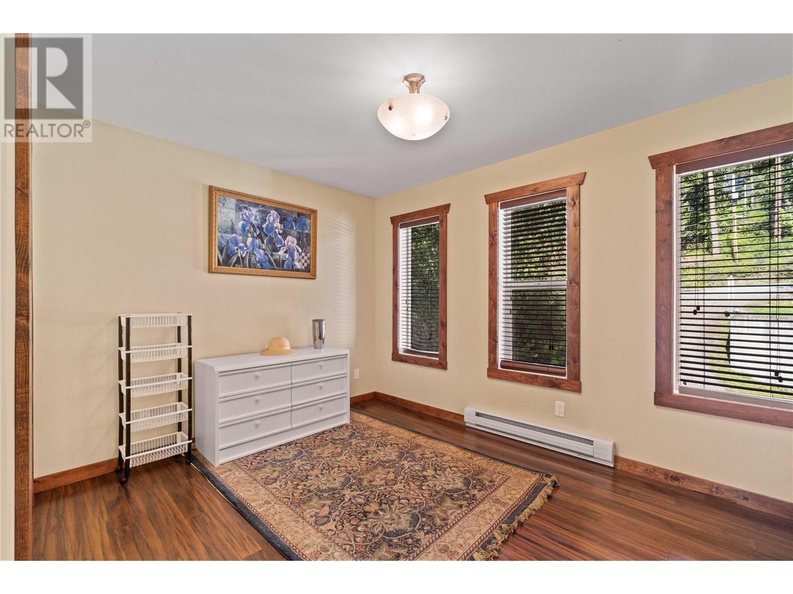  701 Park Road, Enderby