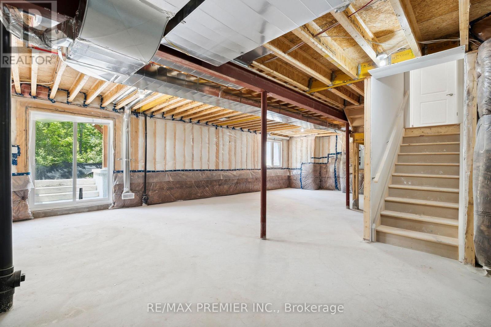 Photo 6 of 52 Baycroft Boulevard, Essa ON