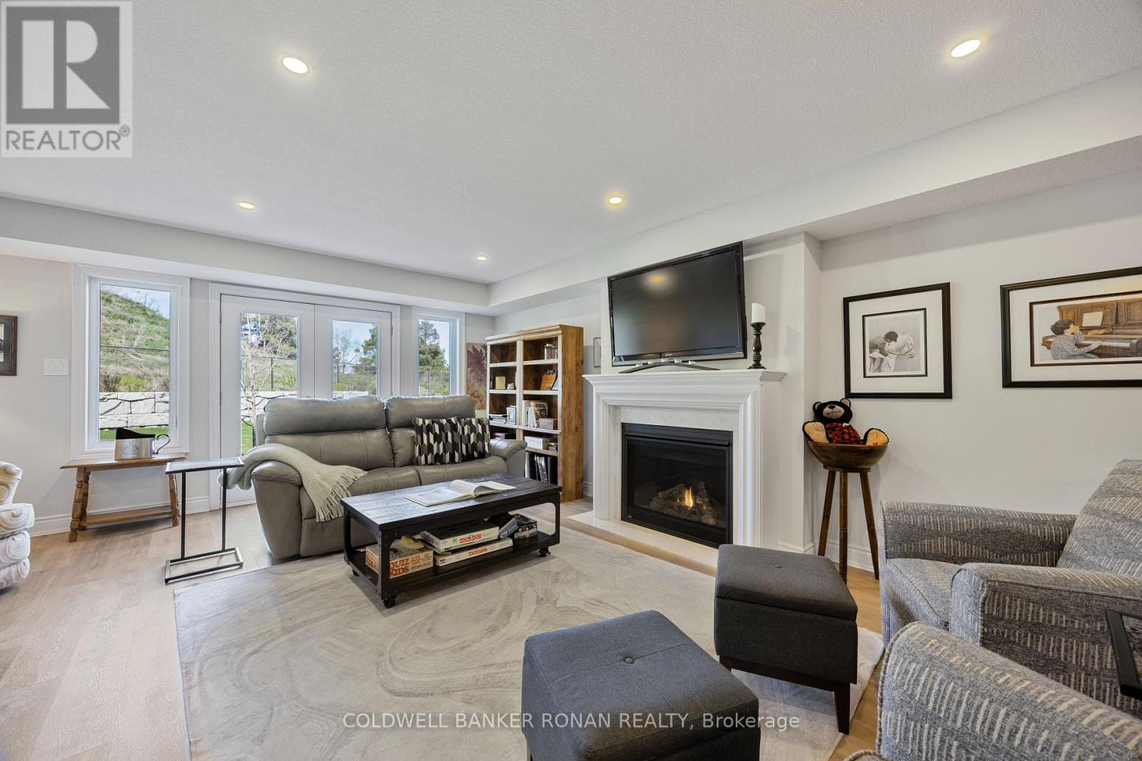 Photo 30 of 20 114 Summerhill Drive, New Tecumseth ON