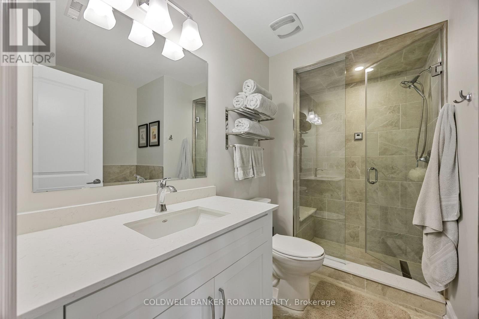 Photo 36 of 20 114 Summerhill Drive, New Tecumseth ON