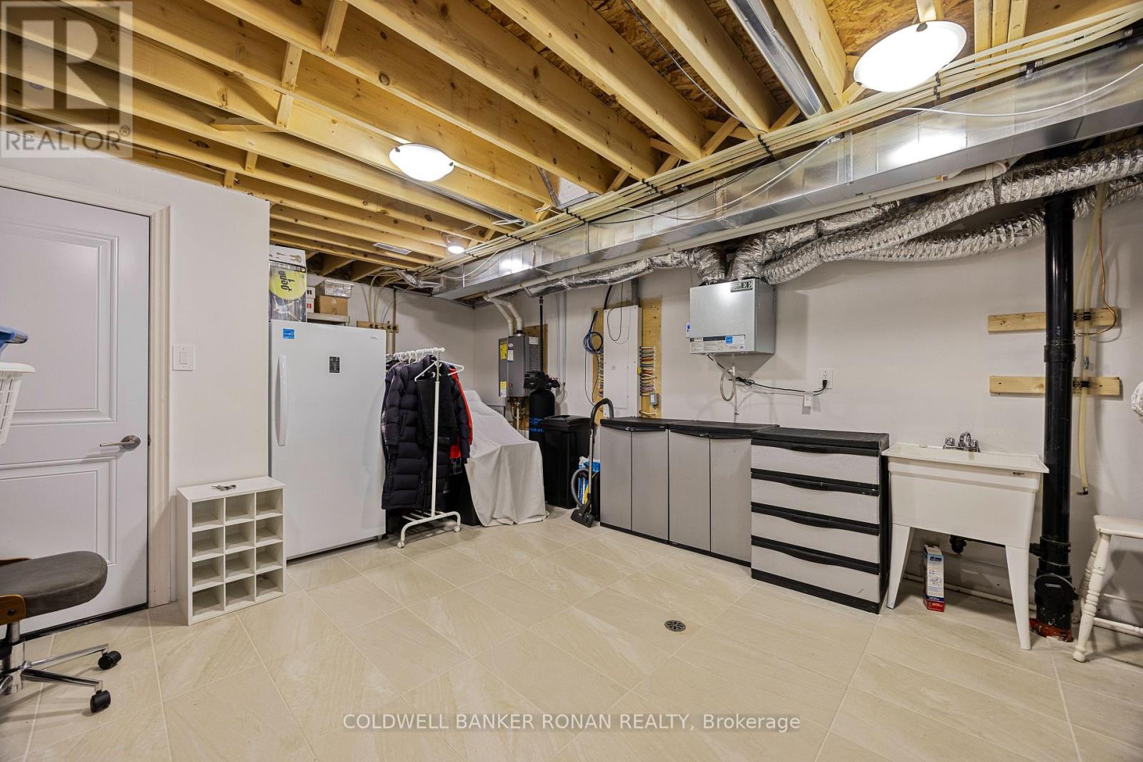 Photo 38 of 20 114 Summerhill Drive, New Tecumseth ON