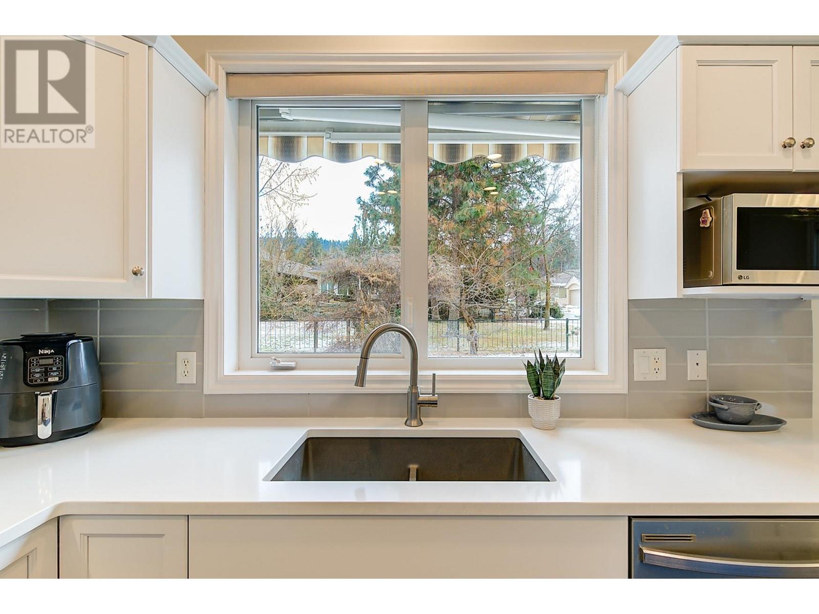  4141 Gallaghers Forest Road South, Kelowna