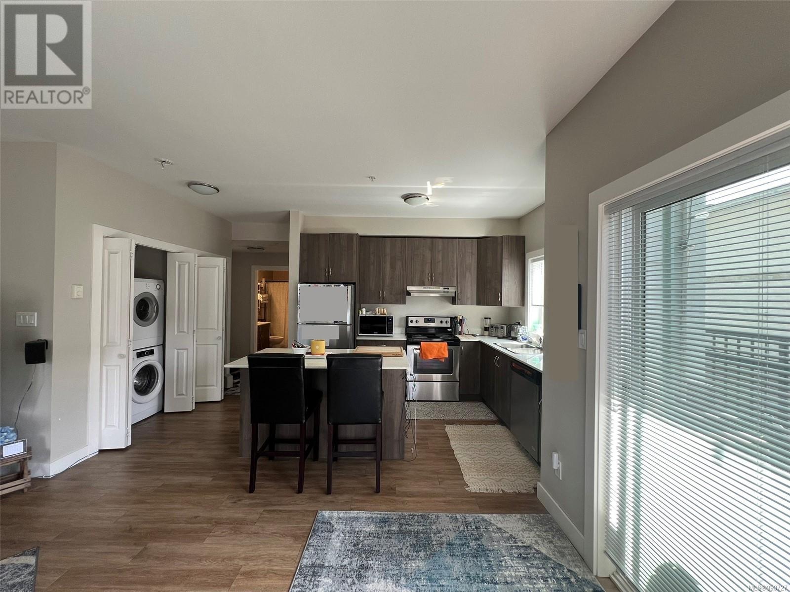 Photo 12 of 2835 Peatt Rd, Langford BC