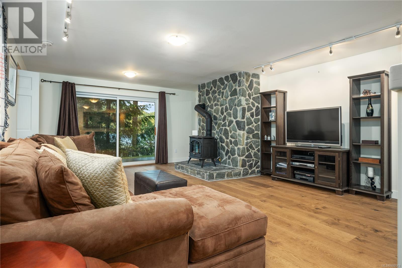 Photo 32 of 5026 Limberis Dr, Ladysmith BC