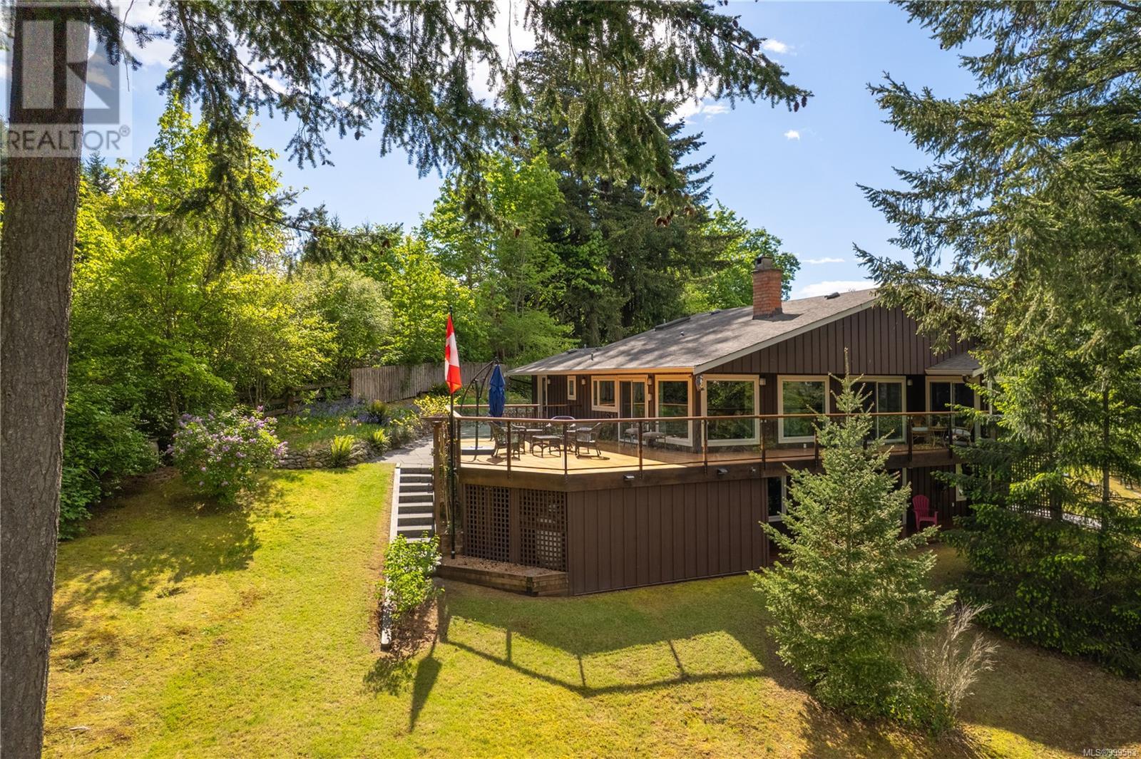 Photo 63 of 5026 Limberis Dr, Ladysmith BC