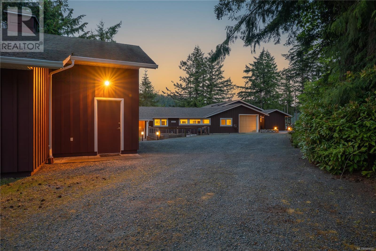 Photo 27 of 5026 Limberis Dr, Ladysmith BC