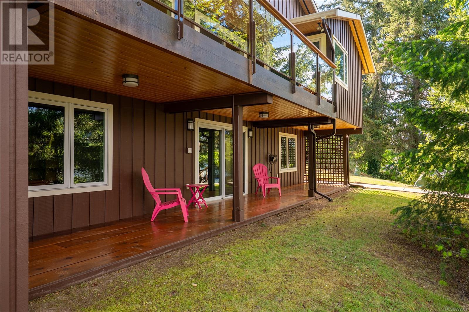 Photo 49 of 5026 Limberis Dr, Ladysmith BC