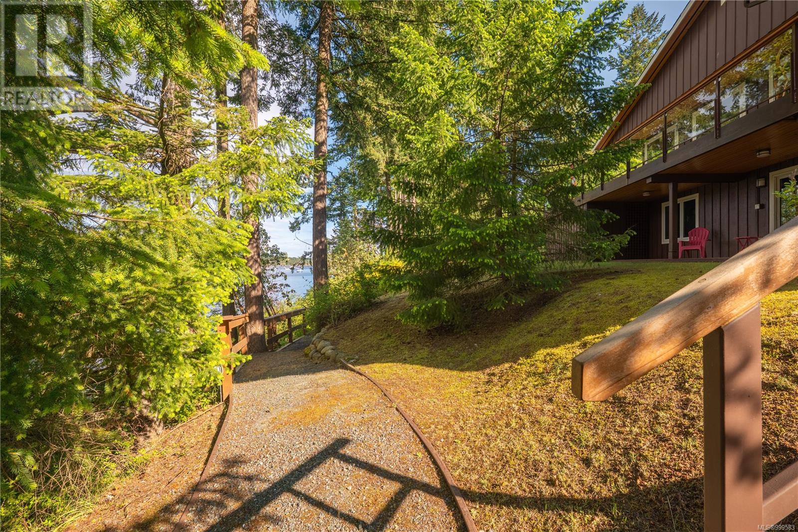 Photo 52 of 5026 Limberis Dr, Ladysmith BC