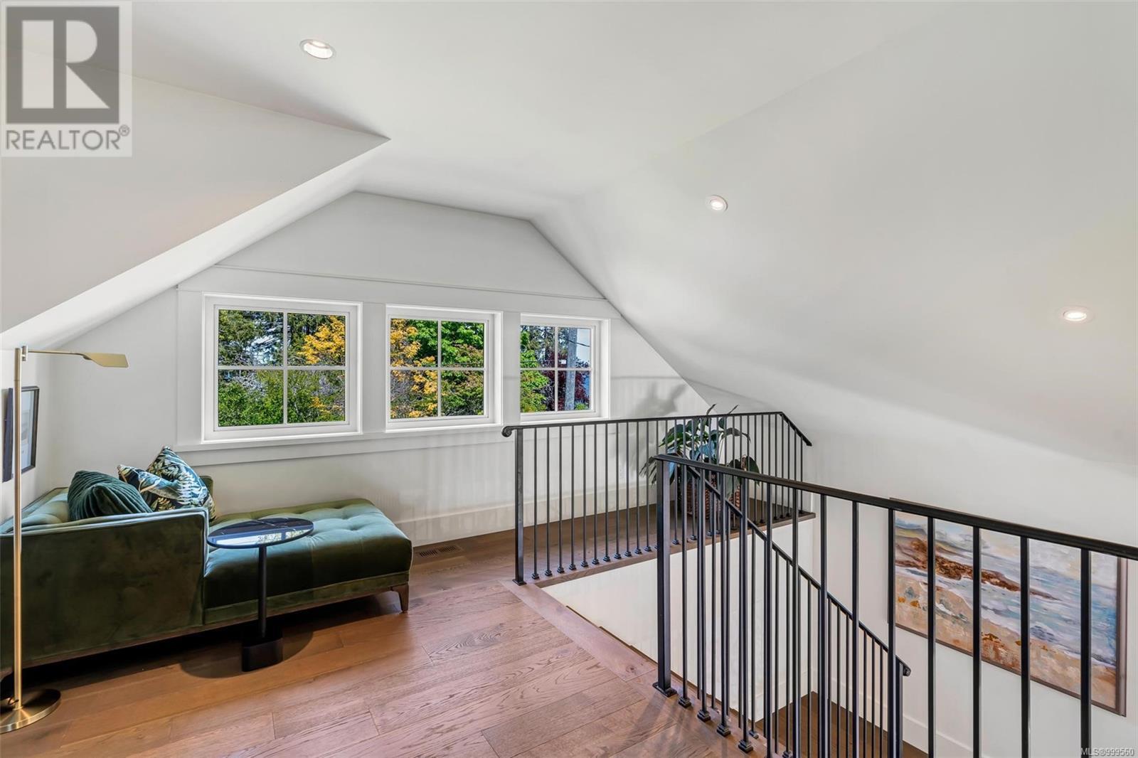  1105 Darcy Lane, Saanich