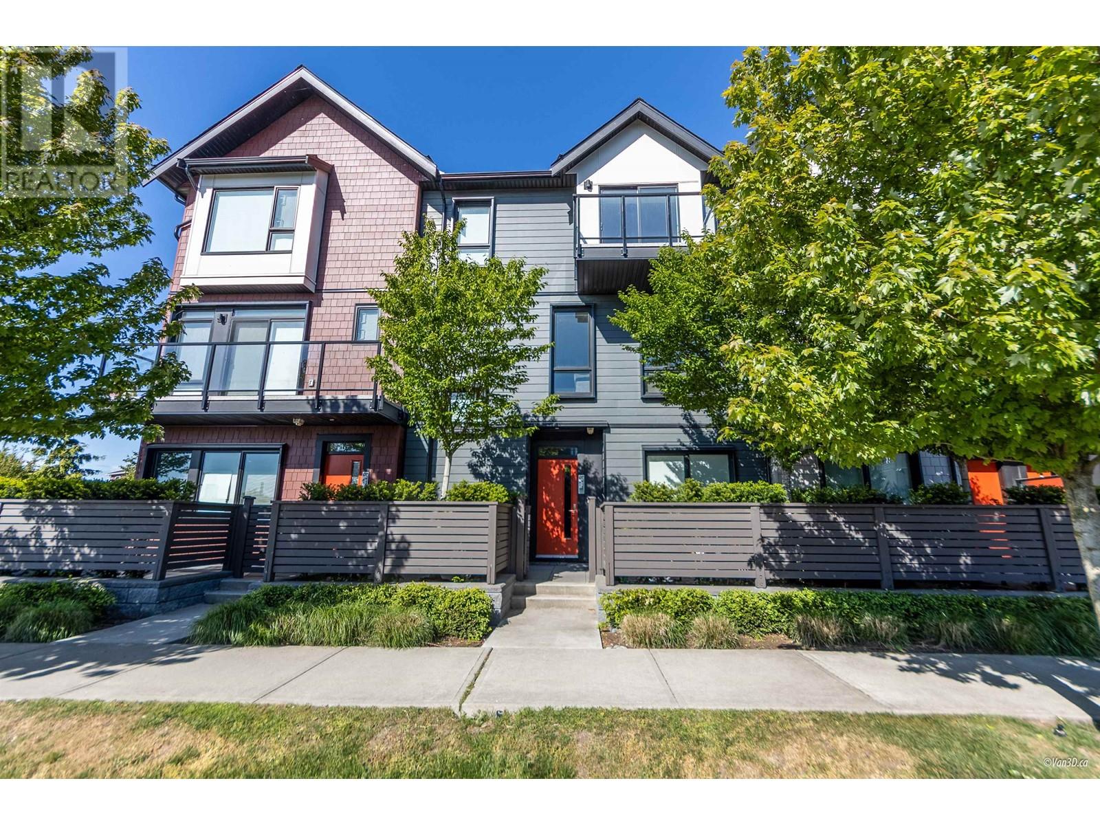 #221-4738 HEMLOCK Way, Tsawwassen