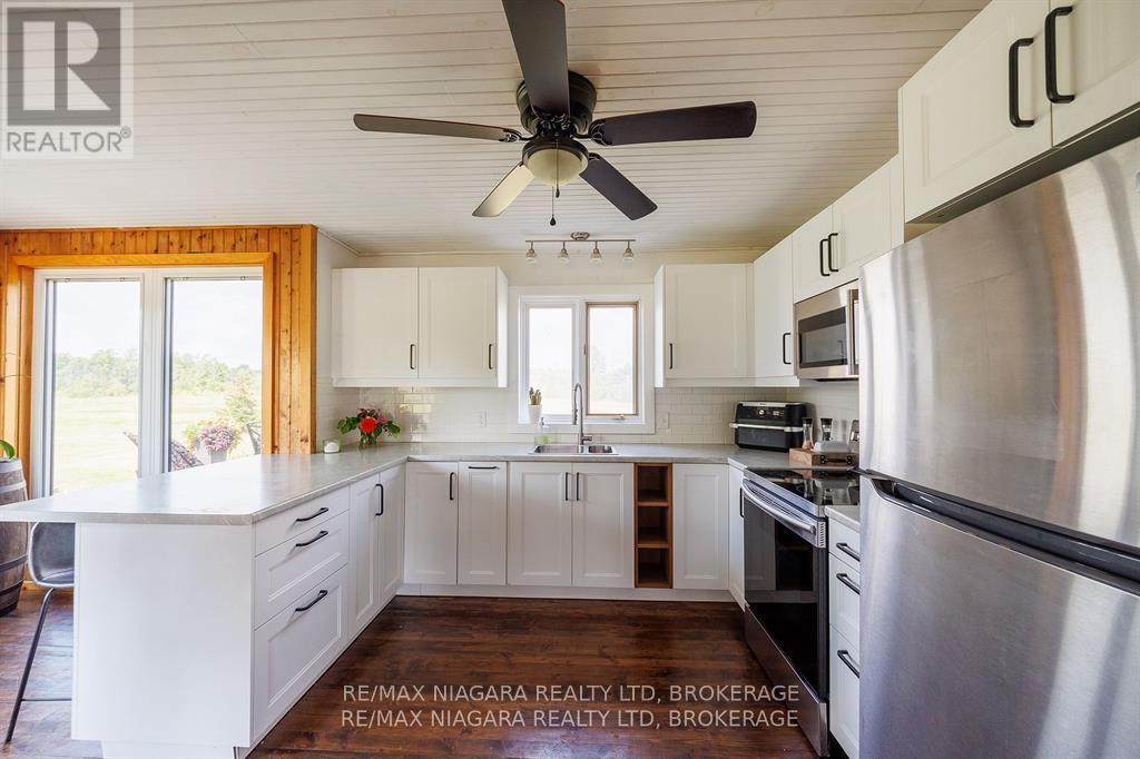 Photo 20 of 490 Mathews Road, Fort Erie ON