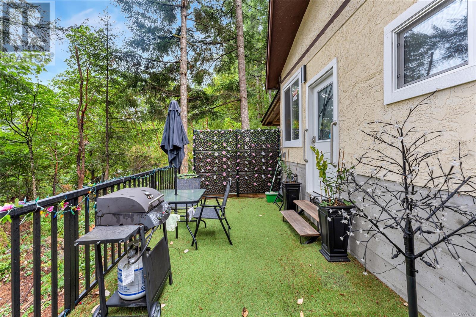 Photo 41 of 3052 Awsworth Rd, Langford BC