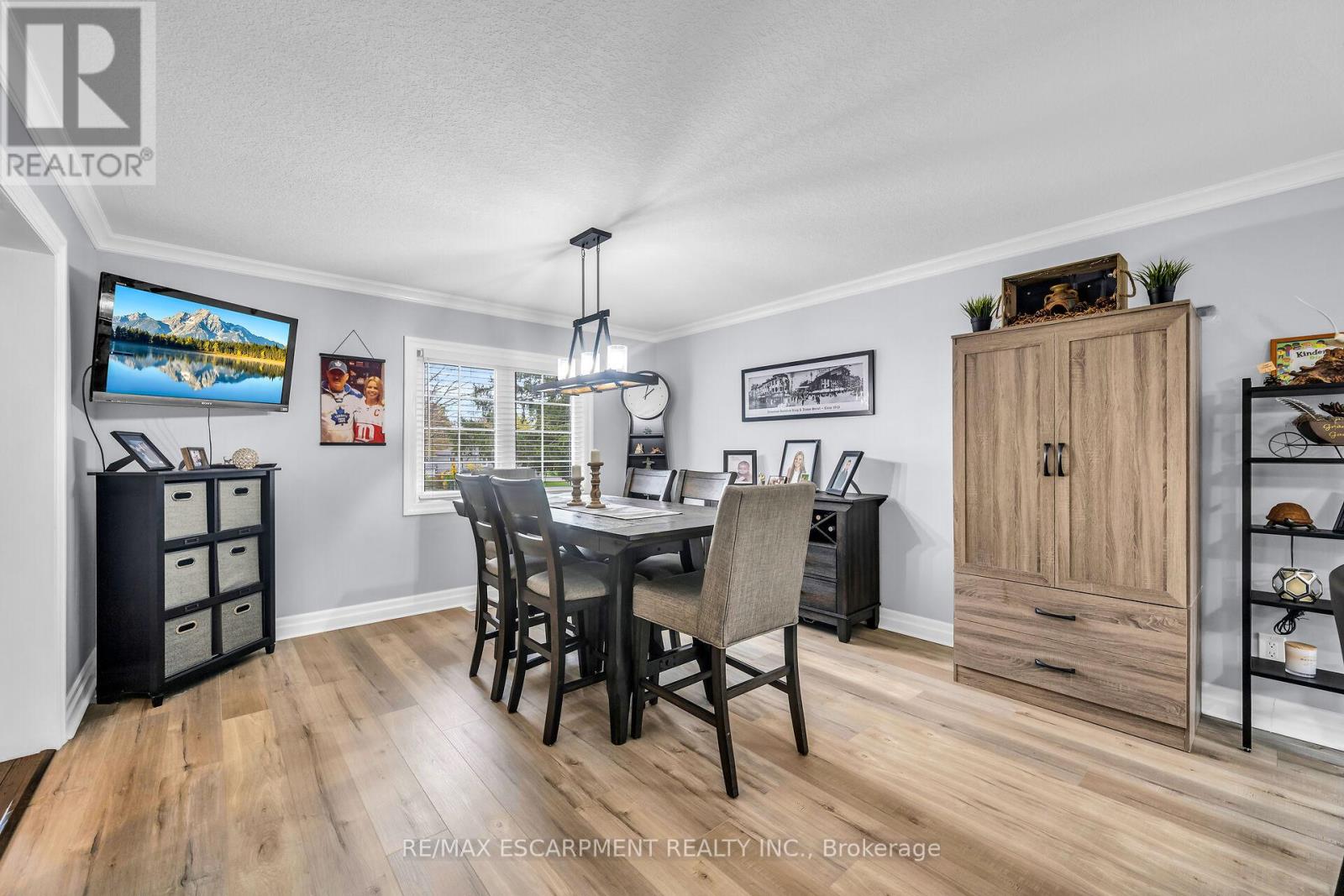 Photo 11 of 205 Sanatorium Road, Hamilton ON