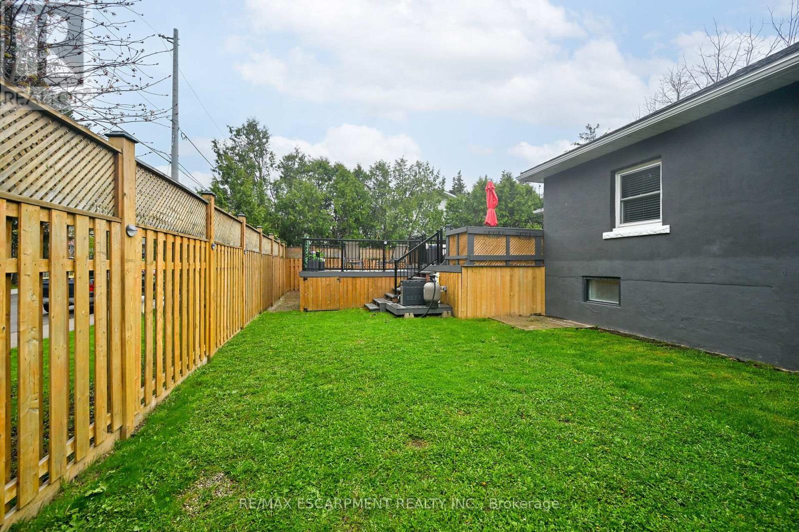 Photo 35 of 205 Sanatorium Road, Hamilton ON