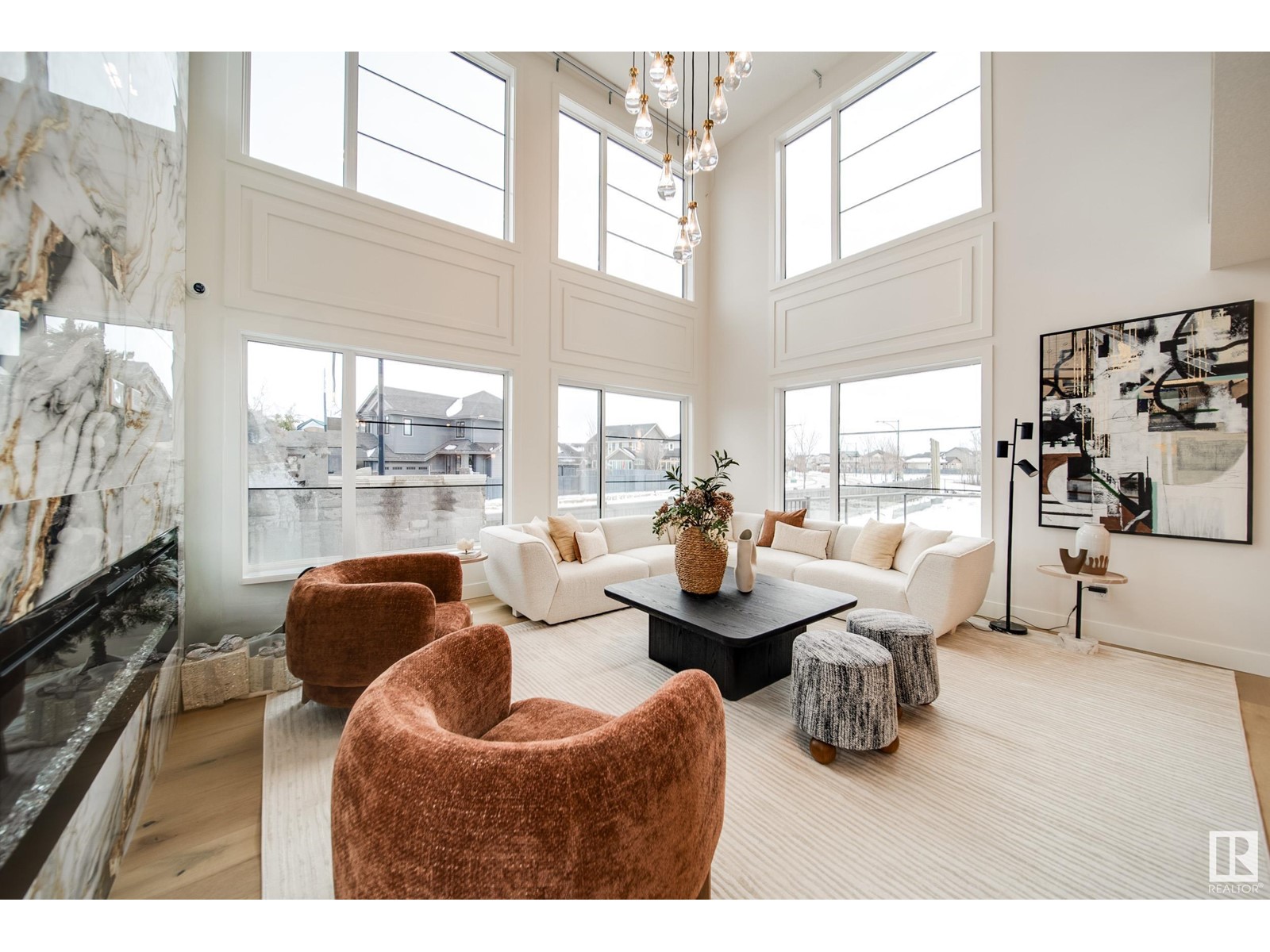 Photo 5 of 4015 Ginsburg Cr Nw, Edmonton AB