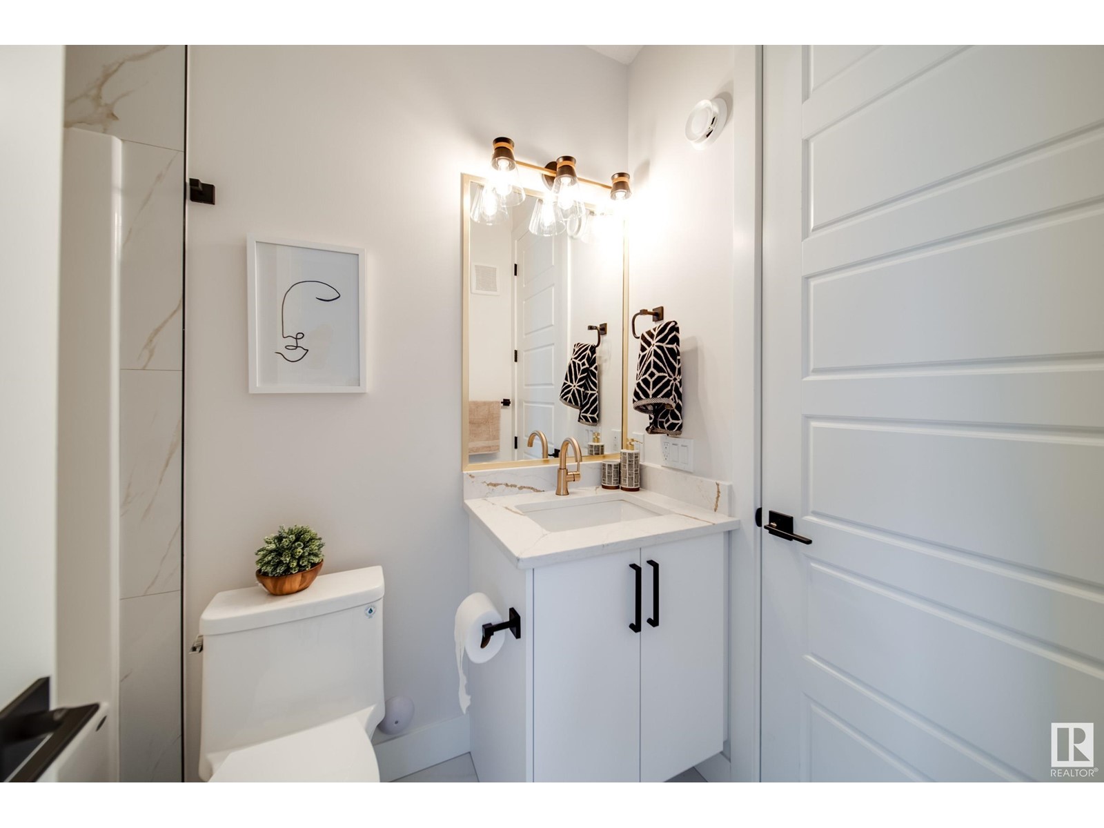 Photo 37 of 4015 Ginsburg Cr Nw, Edmonton AB