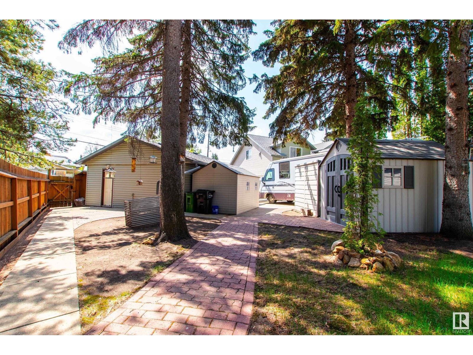 14647 89 AV NW, Edmonton