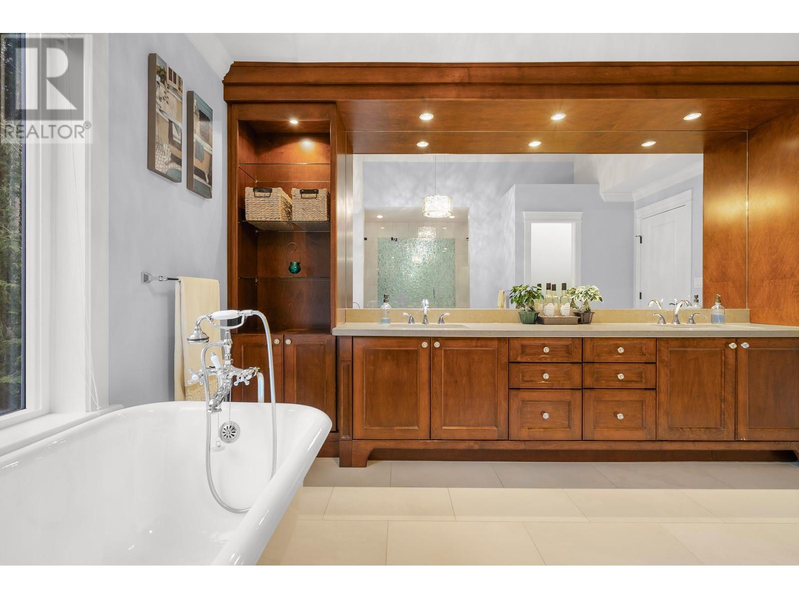 1462 CRYSTAL CREEK DRIVE, Anmore real estate listing R3002307