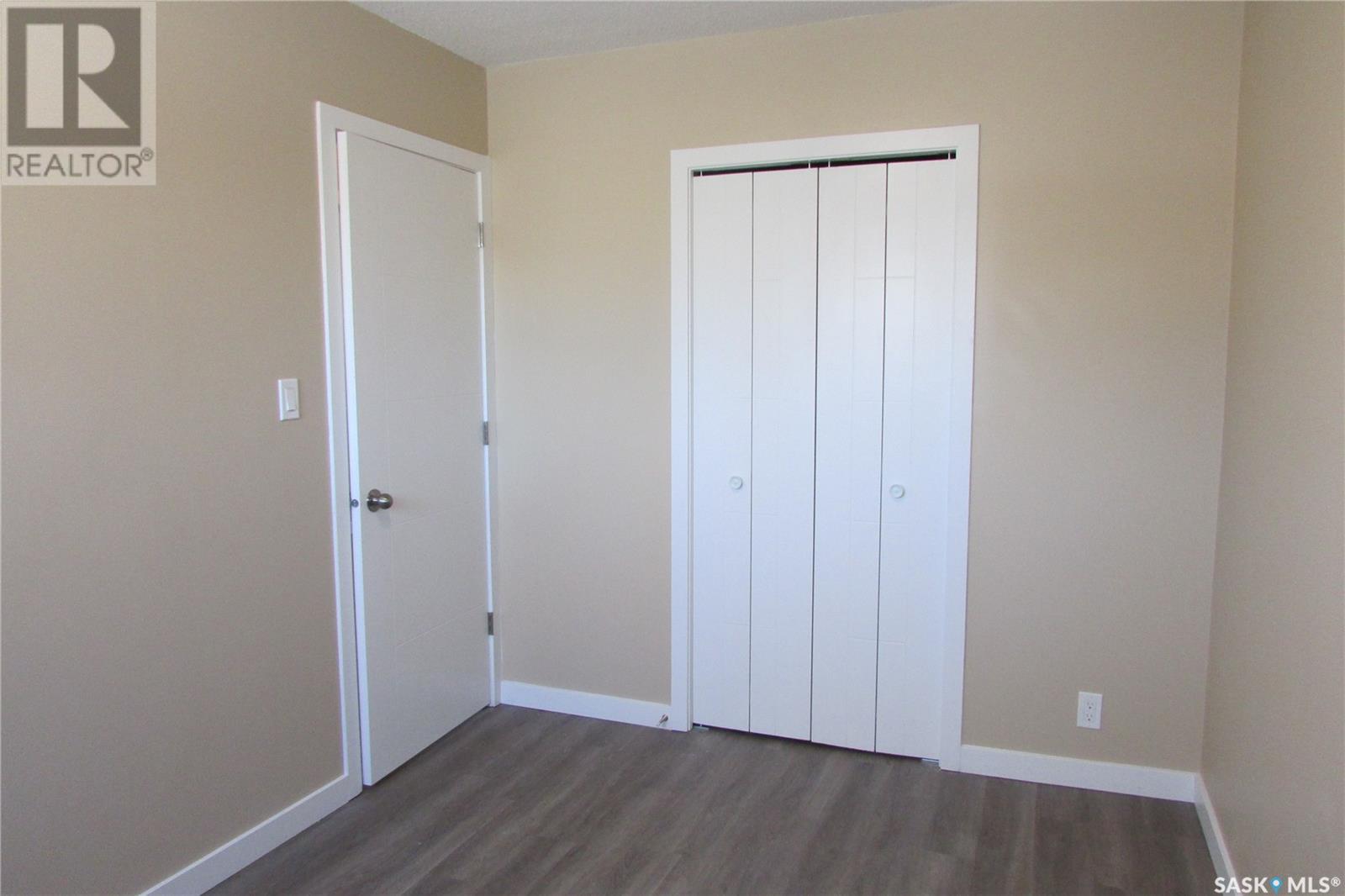 Photo 45 of 20 24 Empress Drive, Regina SK