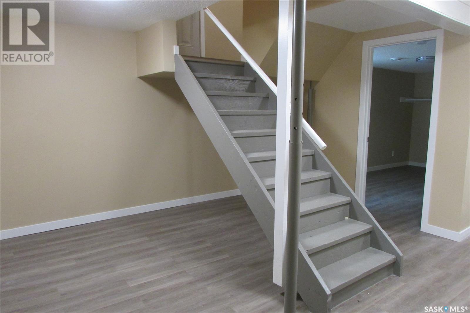 Photo 25 of 20 24 Empress Drive, Regina SK