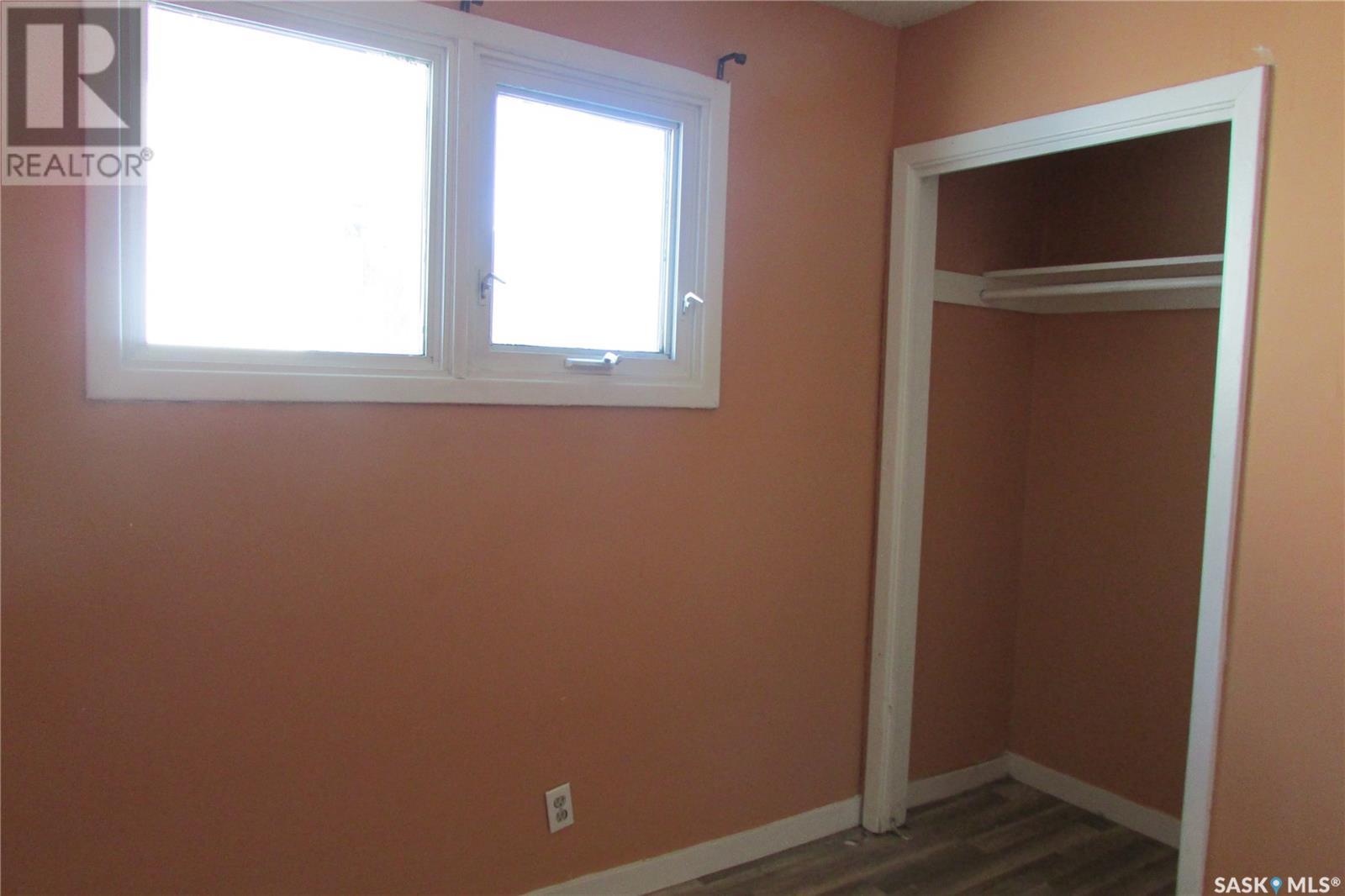 Photo 10 of 20 24 Empress Drive, Regina SK