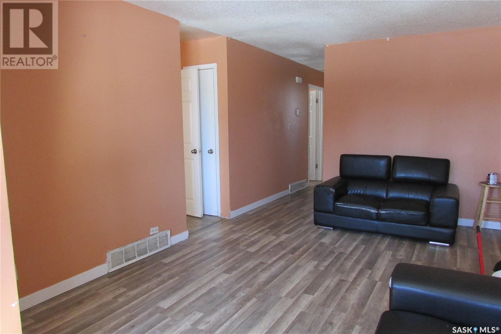 Photo 20 of 20 24 Empress Drive, Regina SK