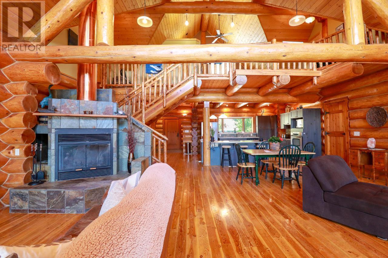 3901 COTTONWOOD Lane, Naramata
