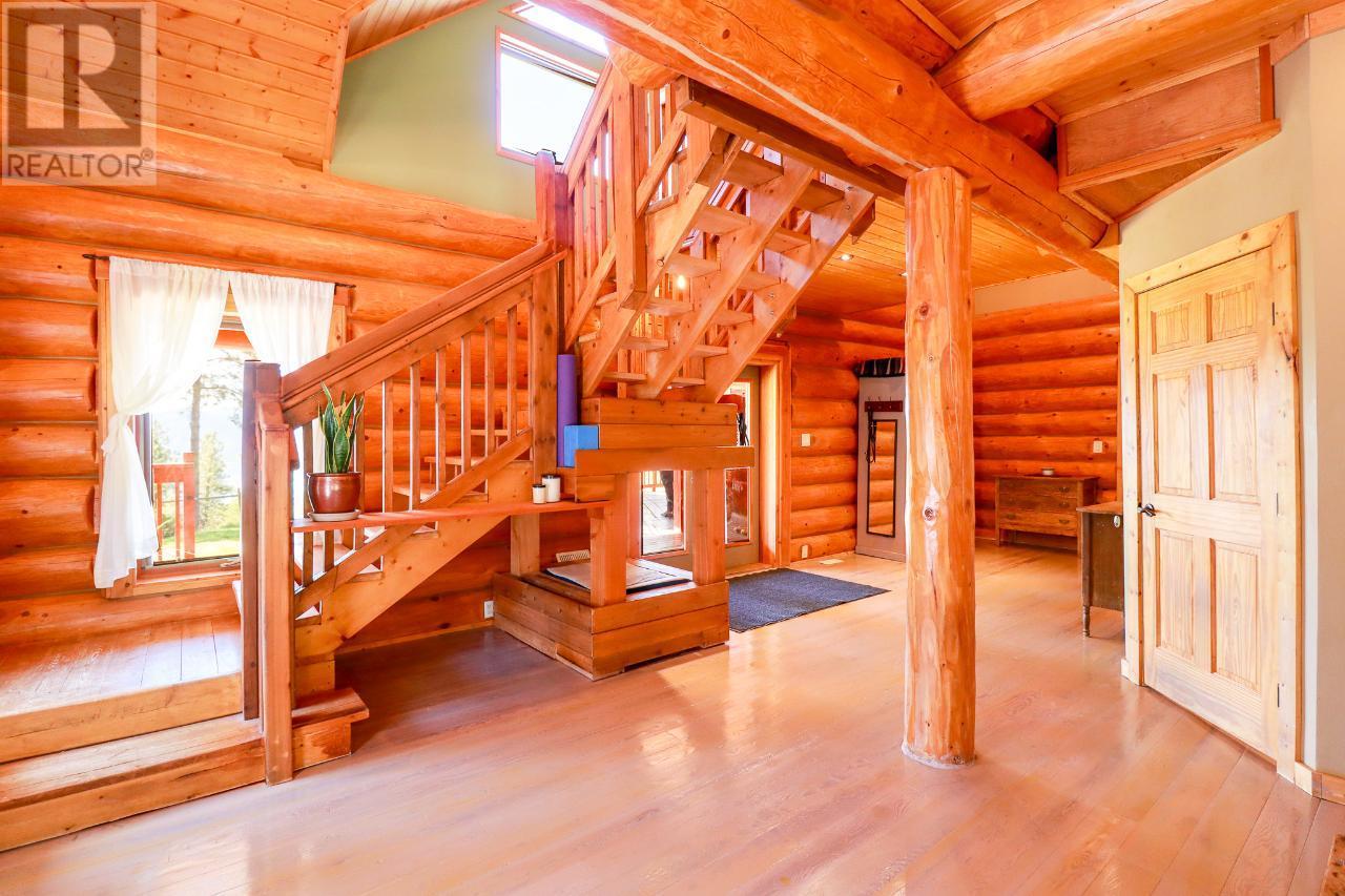 3901 COTTONWOOD Lane, Naramata